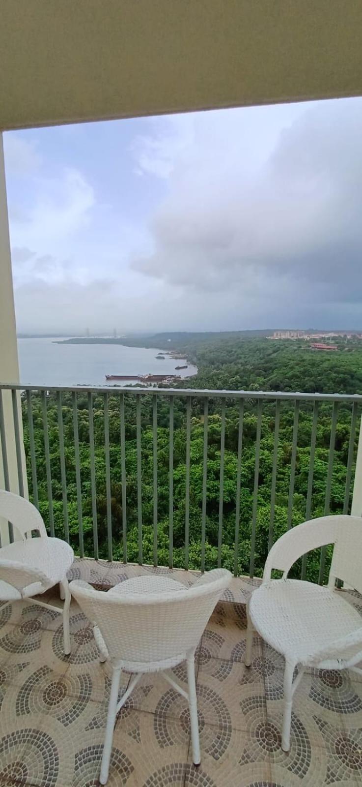 Good Stay 2Bhk Pool Apartment 10 Mins From Dabolim Airport Goa 102 Consua Exteriér fotografie