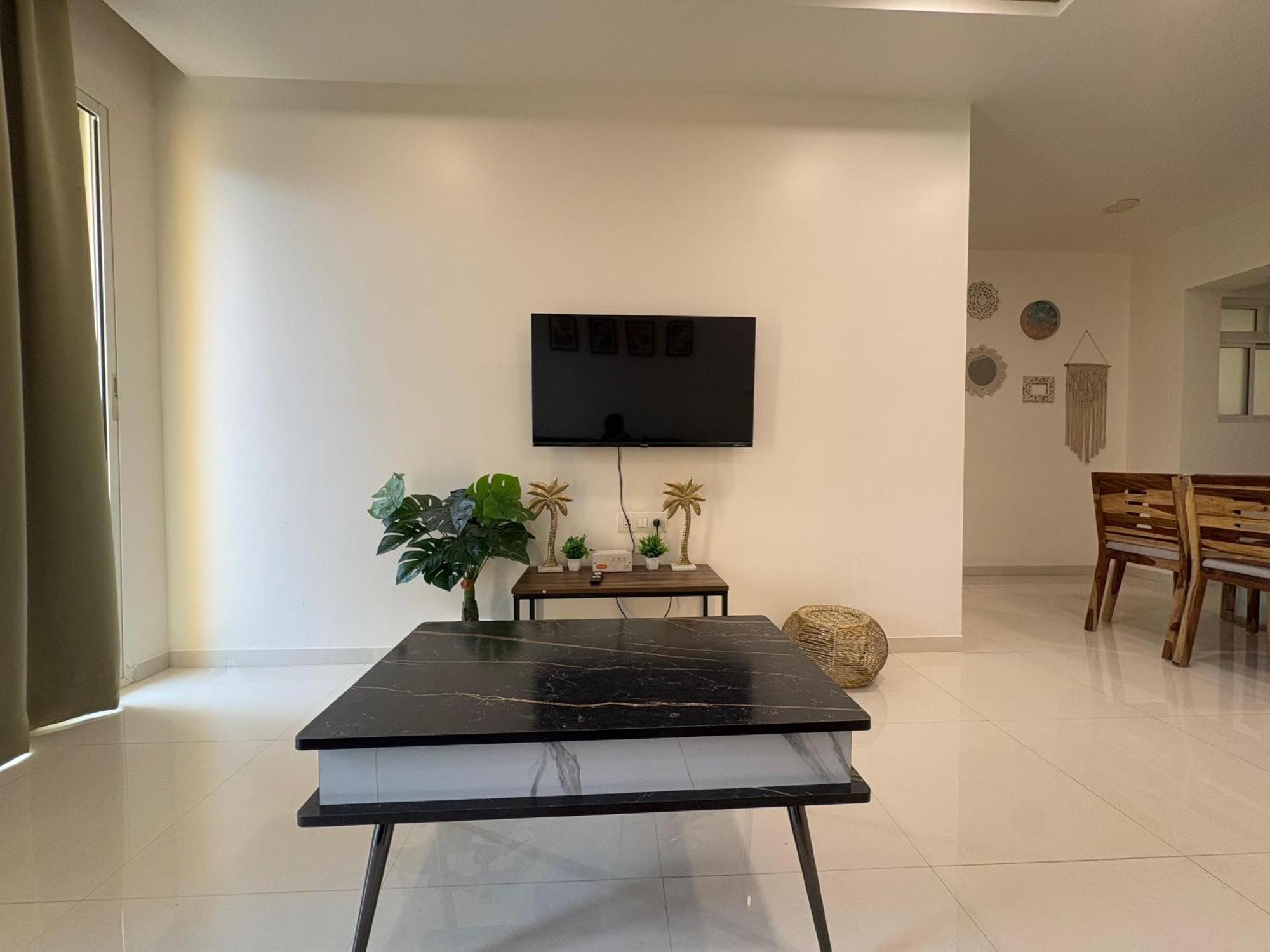 Good Stay 2Bhk Pool Apartment 10 Mins From Dabolim Airport Goa 102 Consua Exteriér fotografie